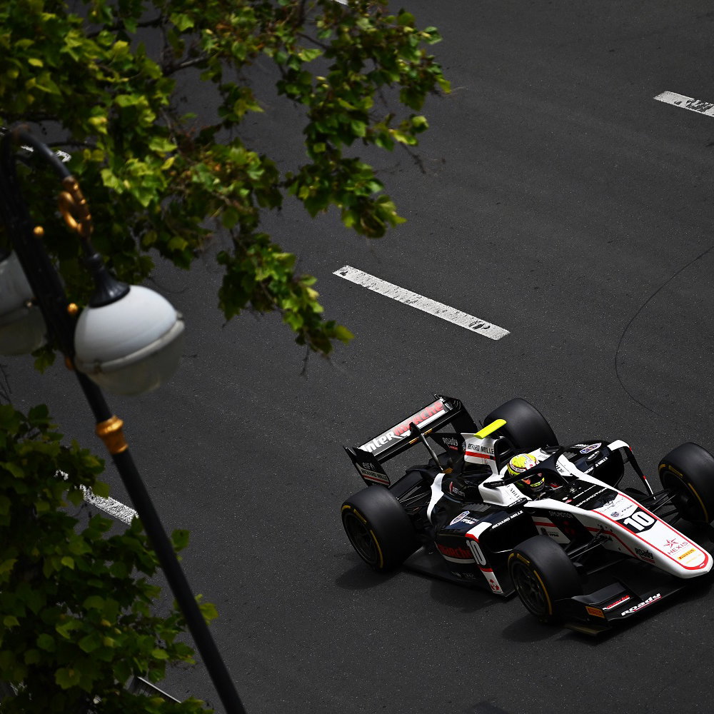 Vips takes comfortable Formula 2 win in chaotic second Baku sprint race